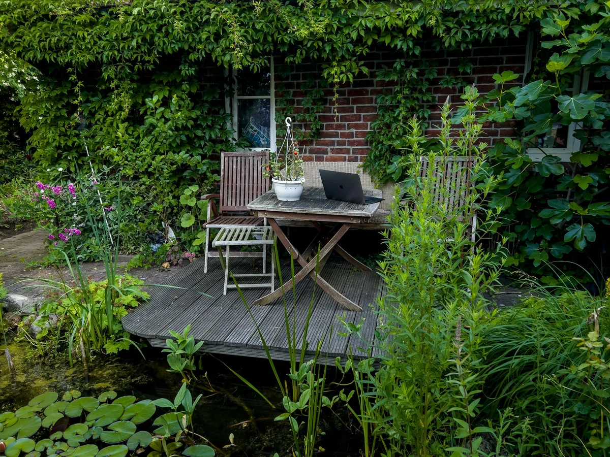 Terras en oprit in Beekbergen